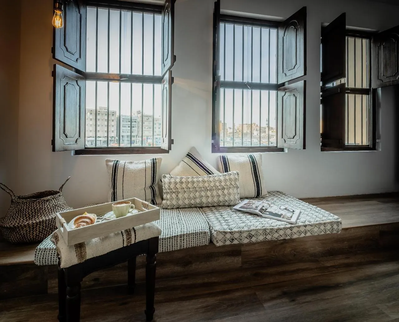 Mazmi Casa Bed and Breakfast Dubai