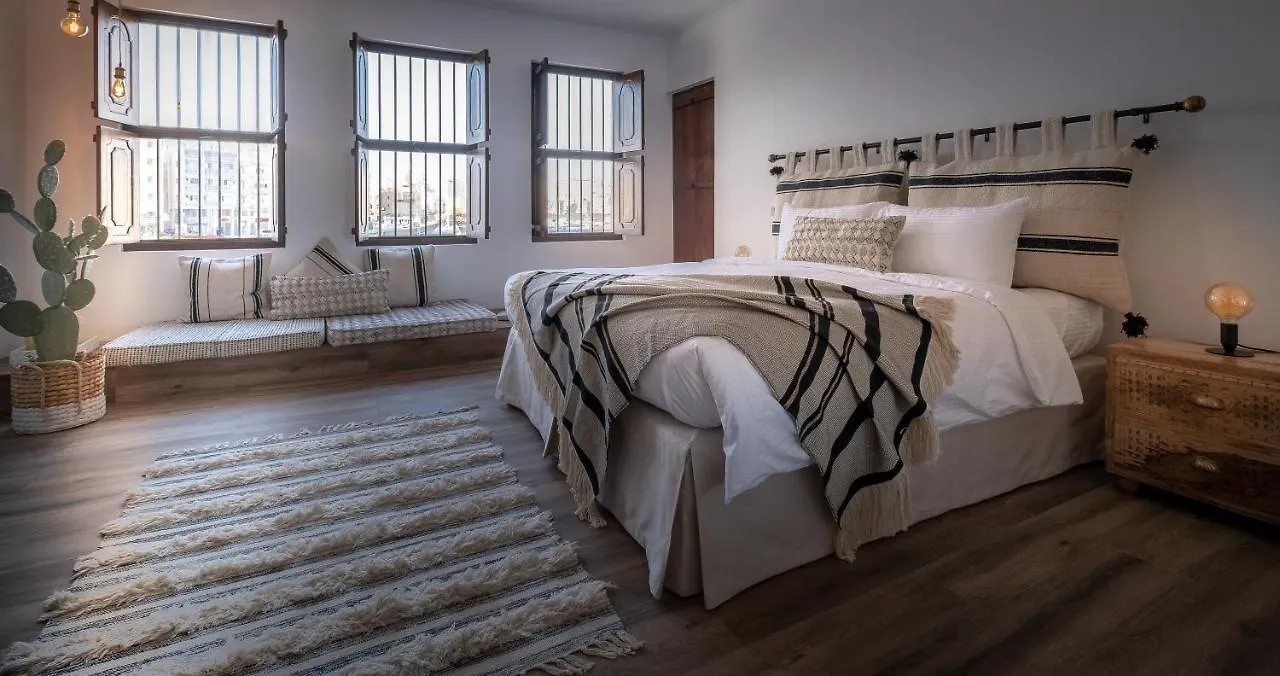 Mazmi Casa Bed and Breakfast Dubai 2*,